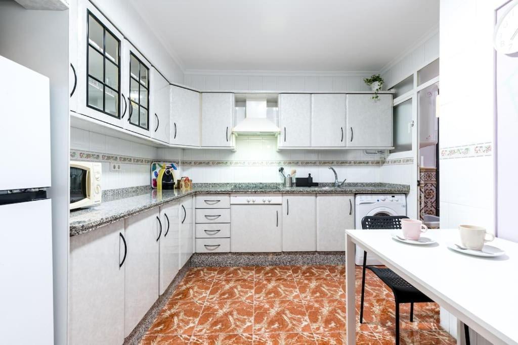 Santa Justa Urban Apartment セビリア エクステリア 写真